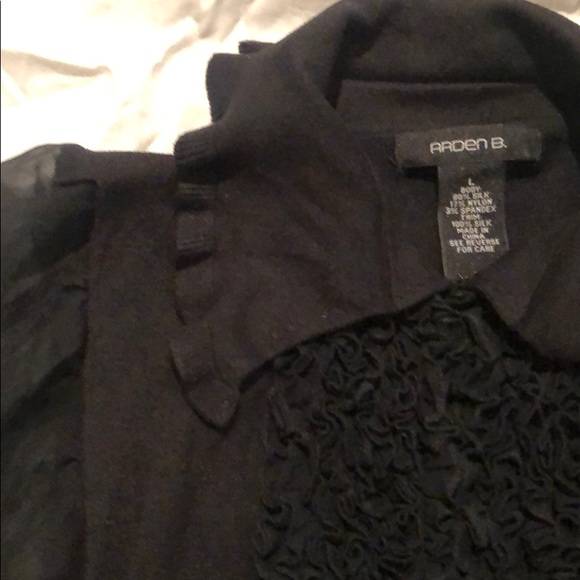 Elegant black sweater with ruffle detailing! - Picture 5 of 6